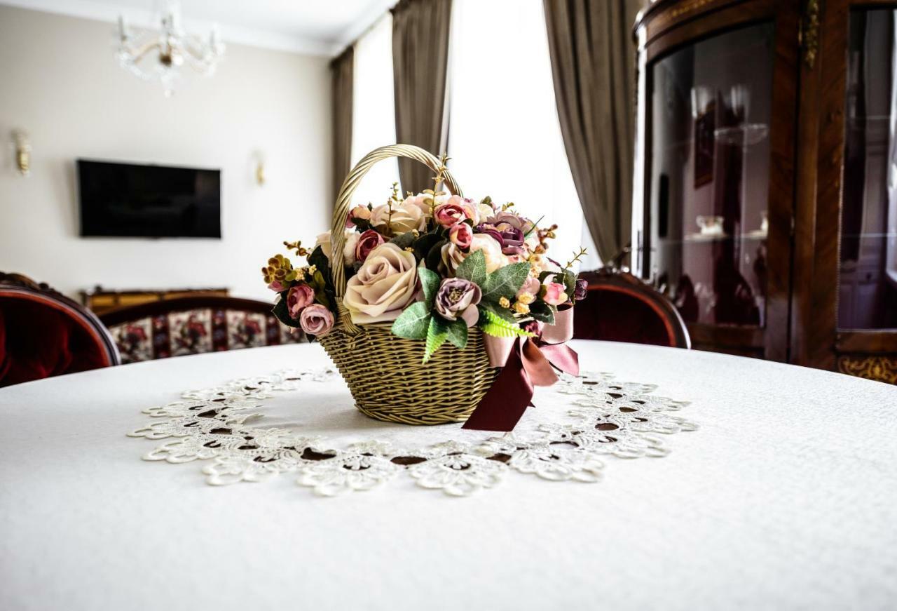 Nostalgia Apartment Клайпеда Экстерьер фото
